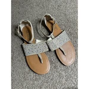 Women’s size 9.5 B BCBG Paris Sandals Gold Silver Sparkle Gladiator
